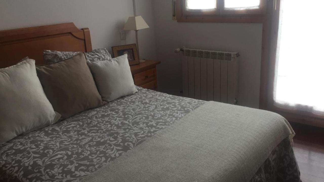 Casa De Claudia Comillas- Jardin Privado - A 10 Metros Del Capricho De Gaudi Eksteriør bilde