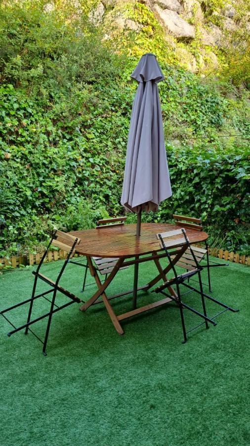 Casa De Claudia Comillas- Jardin Privado - A 10 Metros Del Capricho De Gaudi Eksteriør bilde