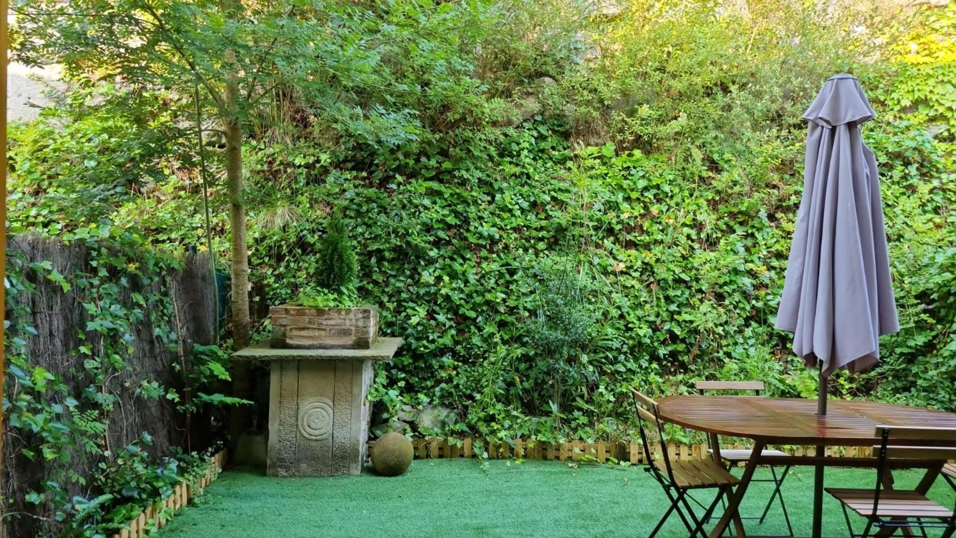 Casa De Claudia Comillas- Jardin Privado - A 10 Metros Del Capricho De Gaudi Eksteriør bilde